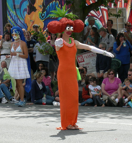 Datei:556px-Fremont Solstice Parade 2007 - Carrot 04A.jpg