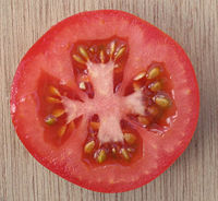 Tomatenbundeswehrkreuz.jpg